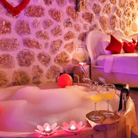 Happiness Villa *