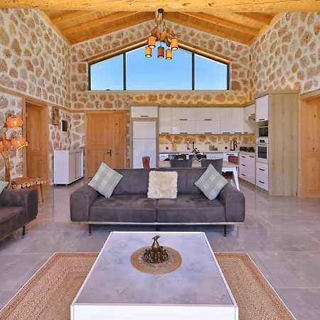Happiness Villa *
