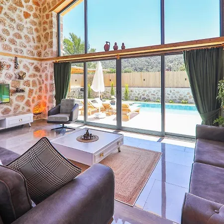 Villa Happiness